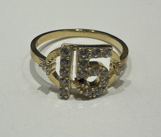 10K GOLD QUINCEANERA RING WITH CZ STONES -SIZE: 6.4 WEIGHT: 2.2gm