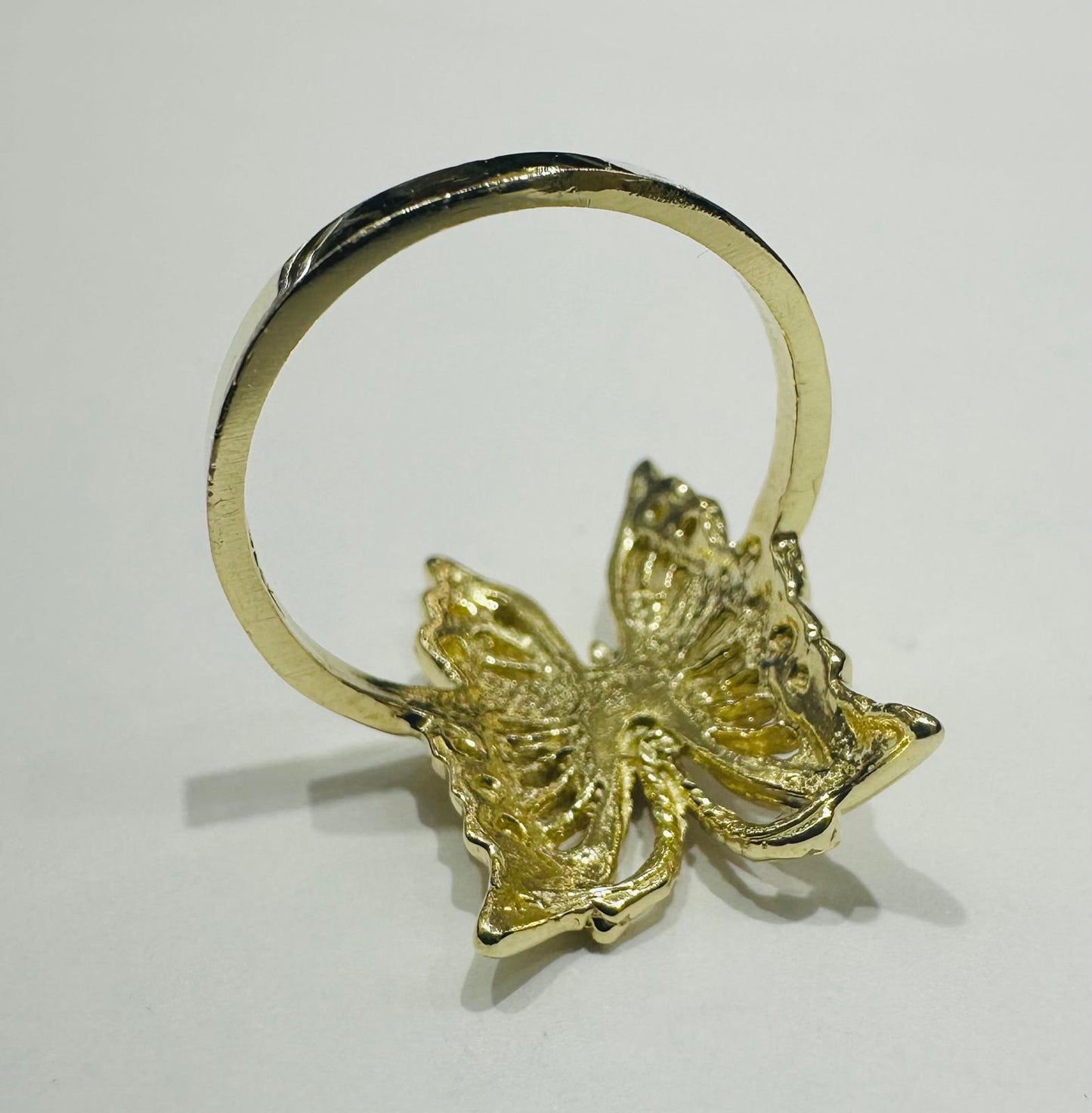 10K GOLD BUTTERFLY RING -SIZE: 6.4 WEIGHT: 3.4gm