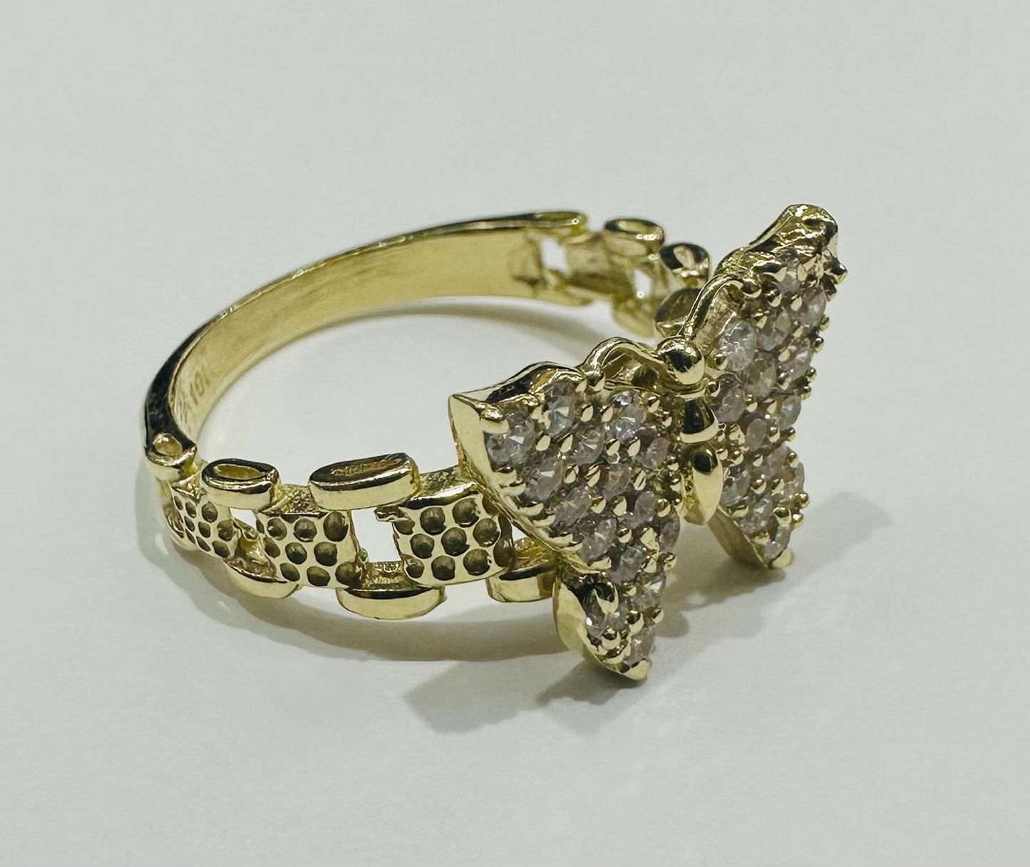 10K GOLD BUTTERFLY RING WITH CZ STONES -SIZE: 6.4 WEIGHT: 3.5gm