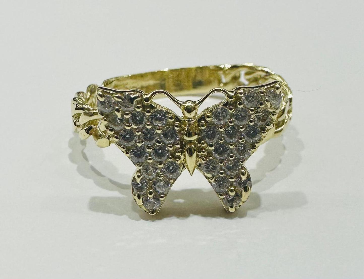 10K GOLD BUTTERFLY RING WITH CZ STONES -SIZE: 8.0 WEIGHT: 3.2gm