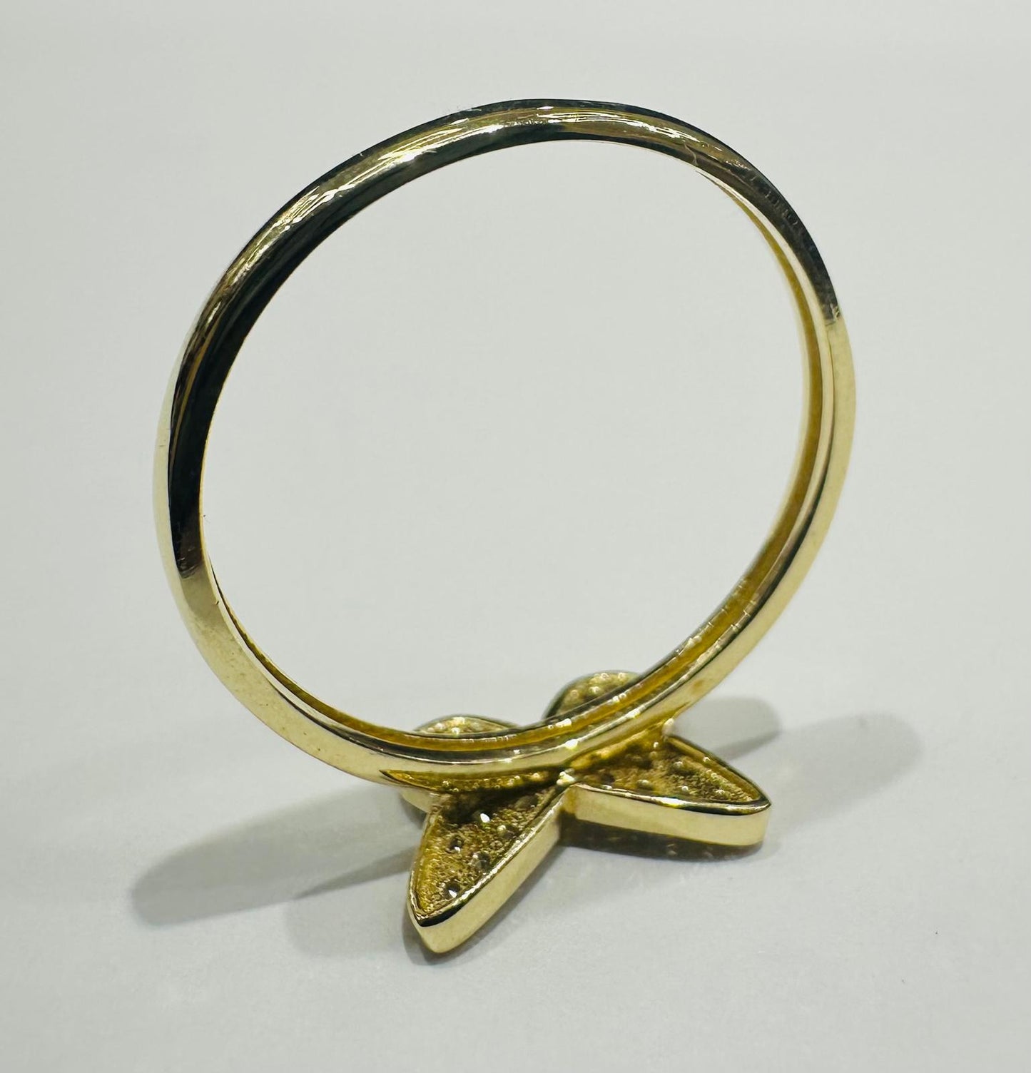 10K GOLD BUTTERFLY RING WITH CZ STONES -SIZE: 8.2 WEIGHT: 1.7gm