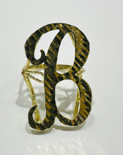 10K GOLD INITIAL LETTER "B" RING -WEIGHT: 3.9gm