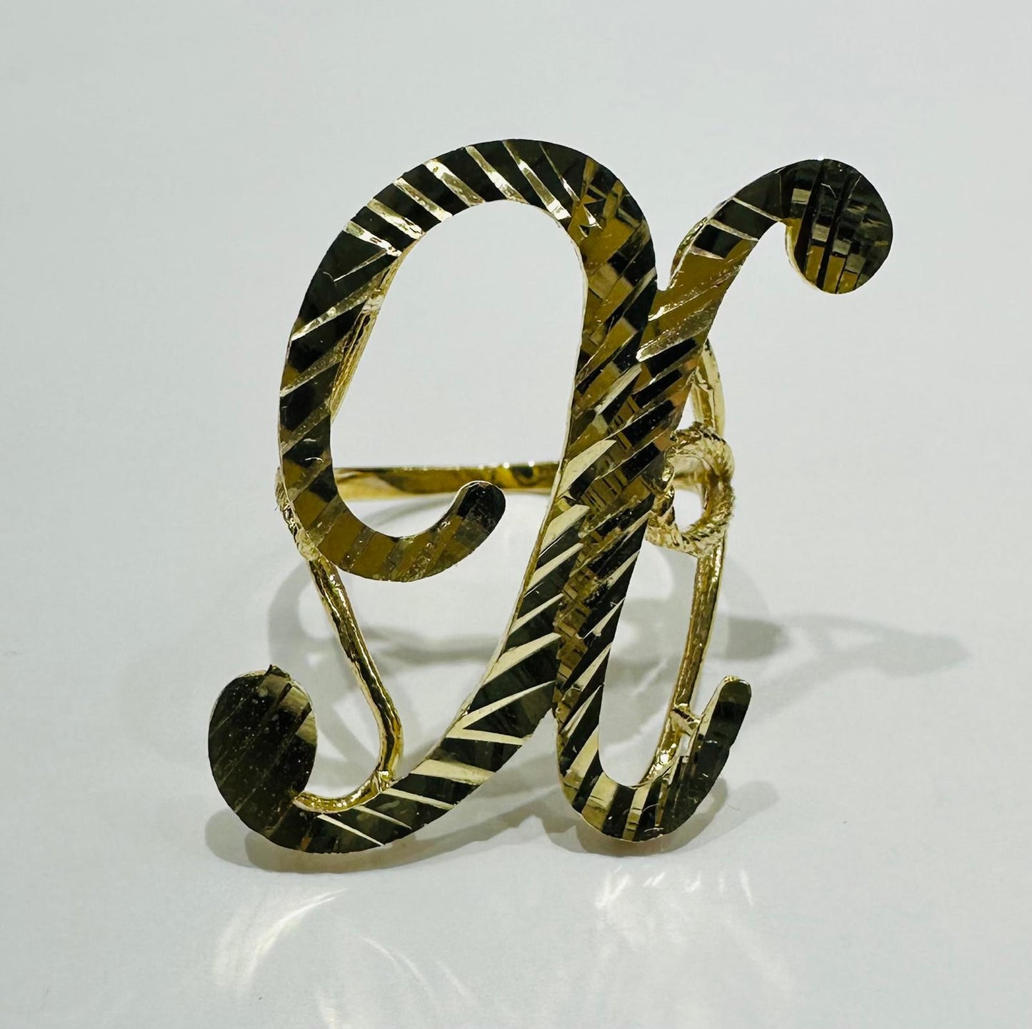 10K GOLD INITIAL LETTER "X" RING -WEIGHT: 3.2gm