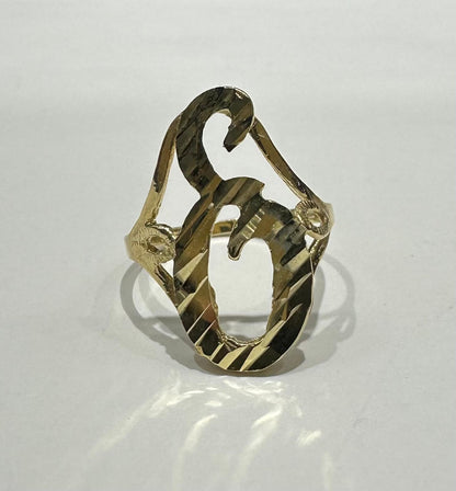 10K GOLD INITIAL LETTER "E" RING -WEIGHT: 1.8gm