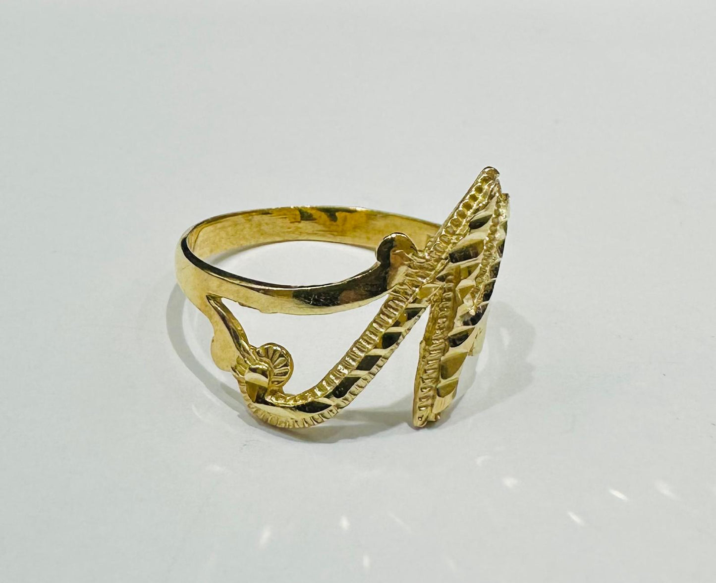 10K GOLD INITIAL LETTER "N" RING -WEIGHT: 1.8gm
