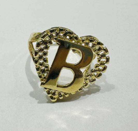 10K GOLD INITIAL LETTER "B" RING WITH A HEART -WEIGHT: 3.8gm