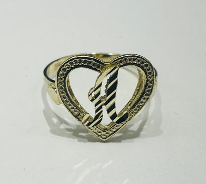 10K GOLD INITIAL LETTER "A" RING WITH A HEART -WEIGHT: 1.7gm