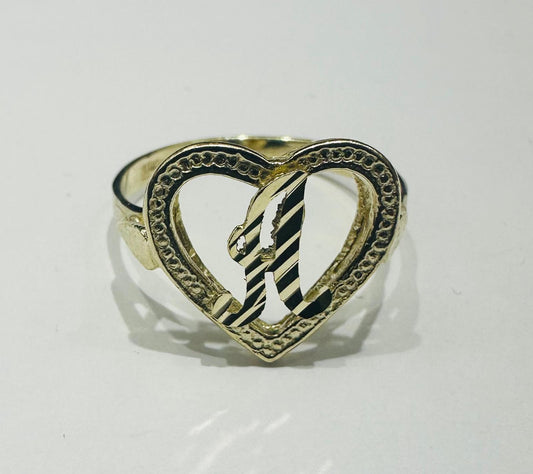 10K GOLD INITIAL LETTER "A" RING WITH A HEART -WEIGHT: 1.7gm