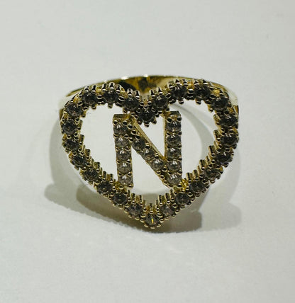10K GOLD CZ STONES INITIAL LETTER "N" RING WITH A HEART -WEIGHT: 2.4gm