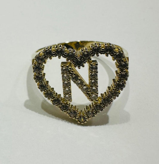 10K GOLD CZ STONES INITIAL LETTER "N" RING WITH A HEART -WEIGHT: 2.4gm