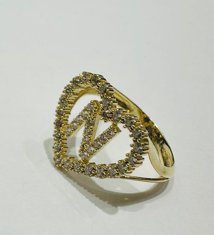 10K GOLD CZ STONES INITIAL LETTER "N" RING WITH A HEART -WEIGHT: 2.4gm