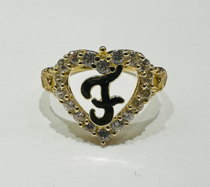 10K GOLD INITIAL LETTER "F" RING WITH A HEART -WEIGHT: 2.3gm