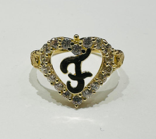 10K GOLD INITIAL LETTER "F" RING WITH A HEART -WEIGHT: 2.3gm