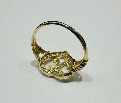 10K GOLD INITIAL LETTER "H" RING WITH A HEART -WEIGHT: 2.2gm