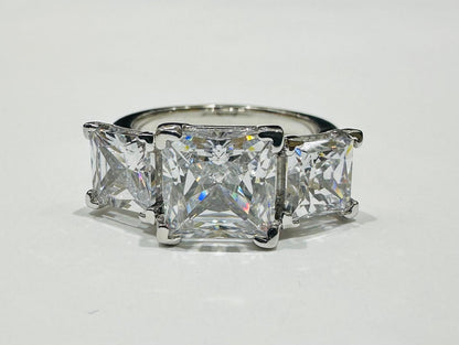 10K WHITE GOLD RING'S WITH CZ STONES -WEIGHT: 6.6gm