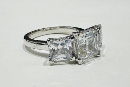 10K WHITE GOLD RING'S WITH CZ STONES -WEIGHT: 6.6gm