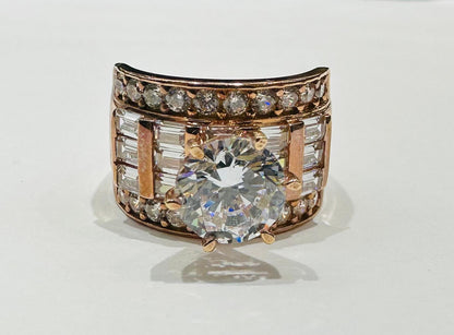 10K ROSE GOLD RING WITH CZ STONES -WEIGHT: 5.7gm