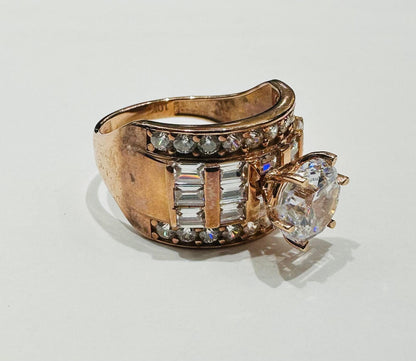 10K ROSE GOLD RING WITH CZ STONES -WEIGHT: 5.7gm