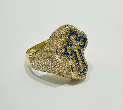 10K GOLD CROSS RING WITH CZ STONES -WEIGHT: 5.6gm