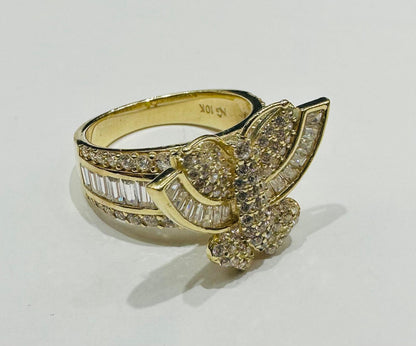 10K GOLD BUTTERFLY RING WITH CZ STONES -WEIGHT: 7.6gm