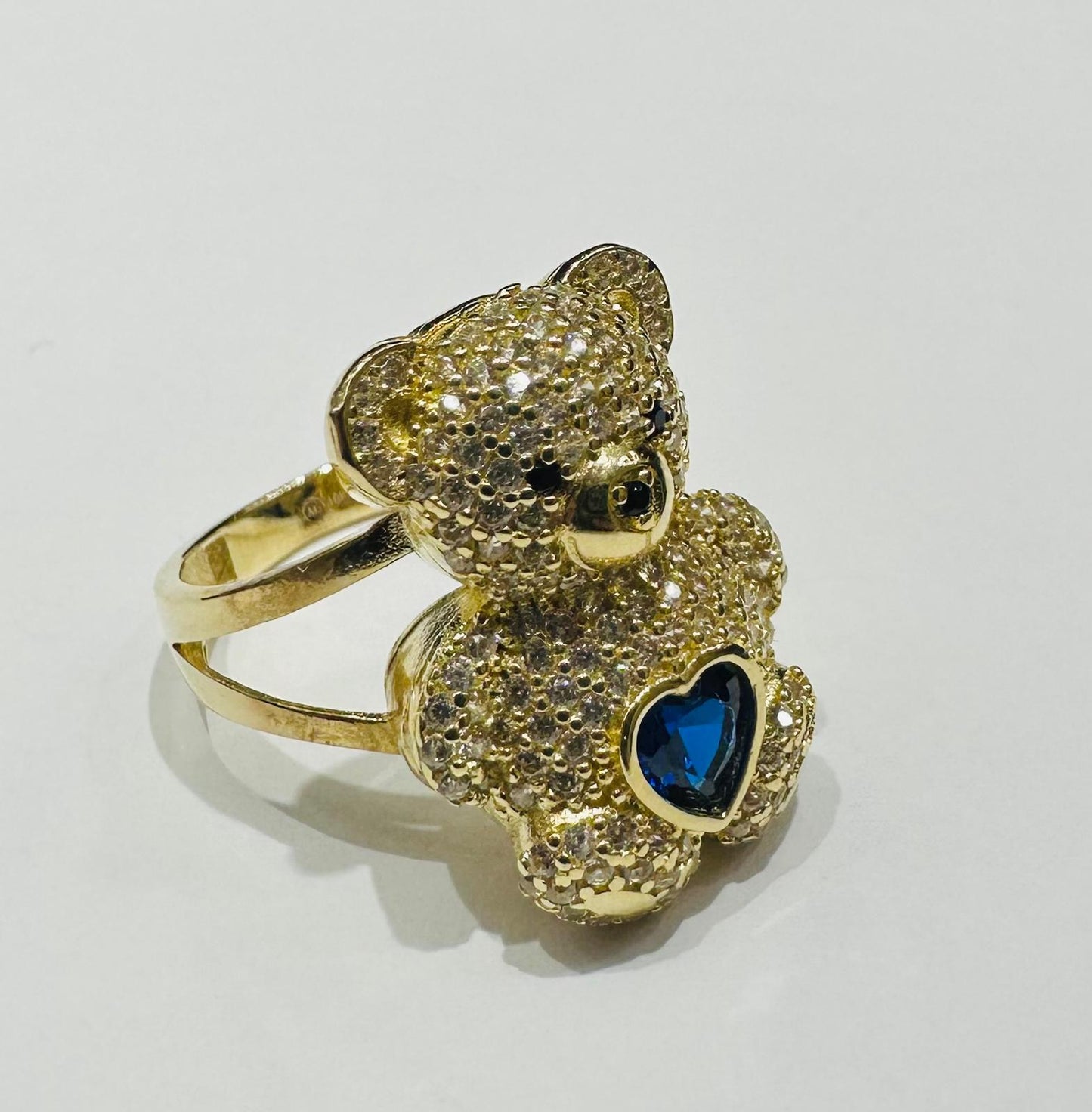 10K GOLD TEDDY BEAR RING WITH CZ STONES -WEIGHT: 4.8gm