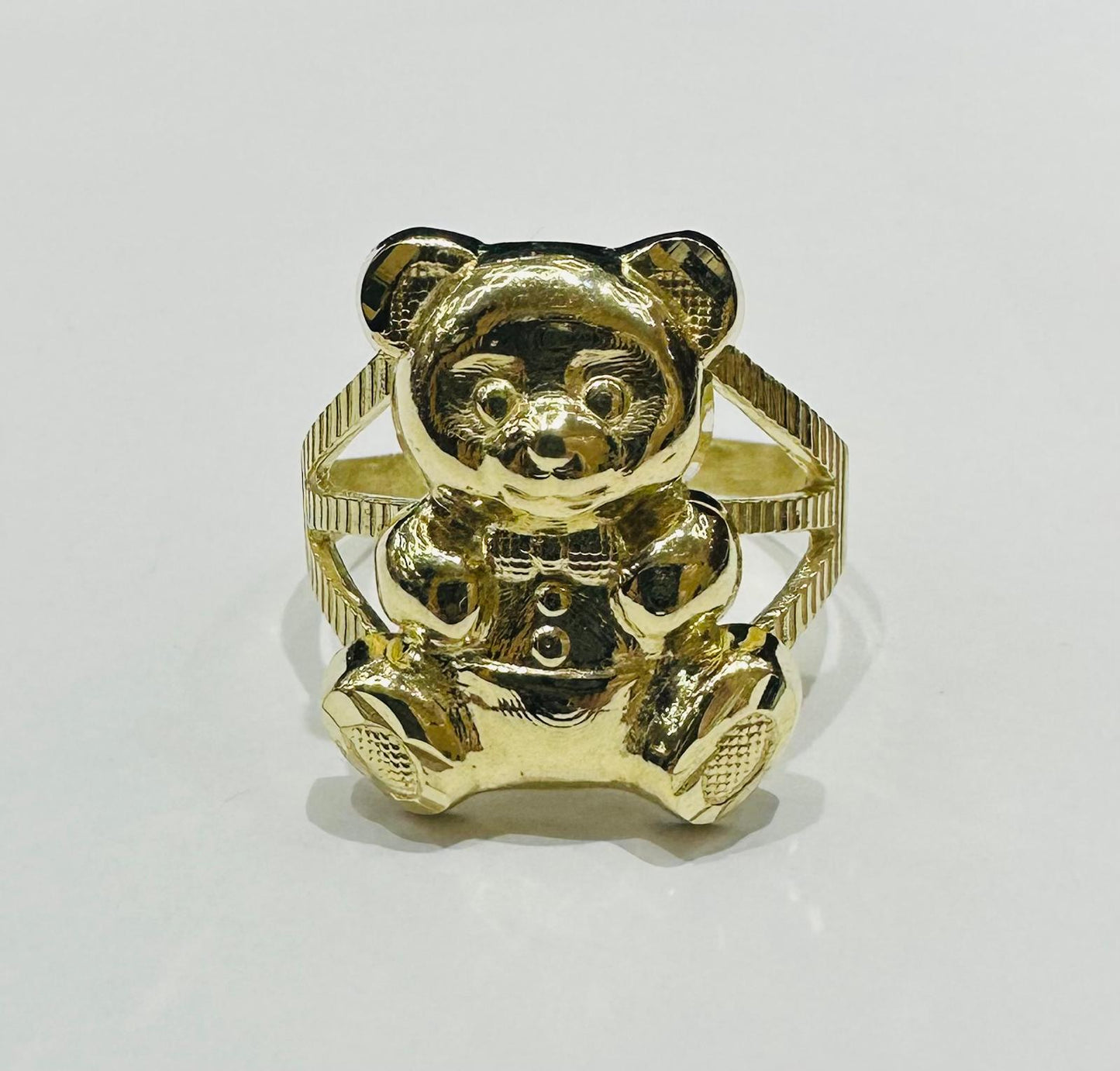 10K GOLD TEDDY BEAR RING -WEIGHT: 4.7gm