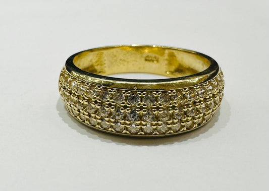 10K GOLD RING WITH CZ STONES -WEIGHT: 4.4gm