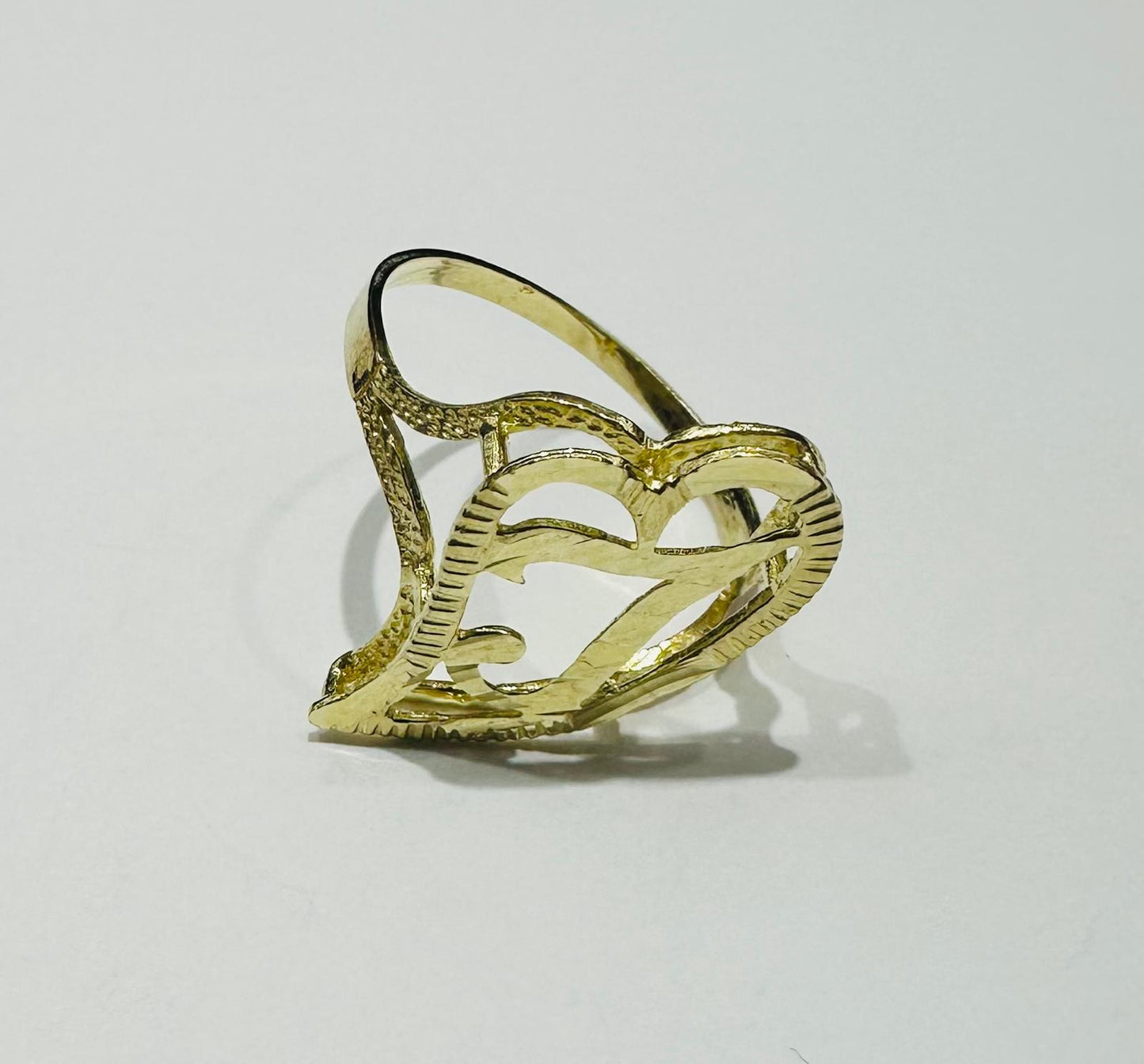 10K GOLD INITIAL LETTER "I" RING -WEIGHT: 1.6gm