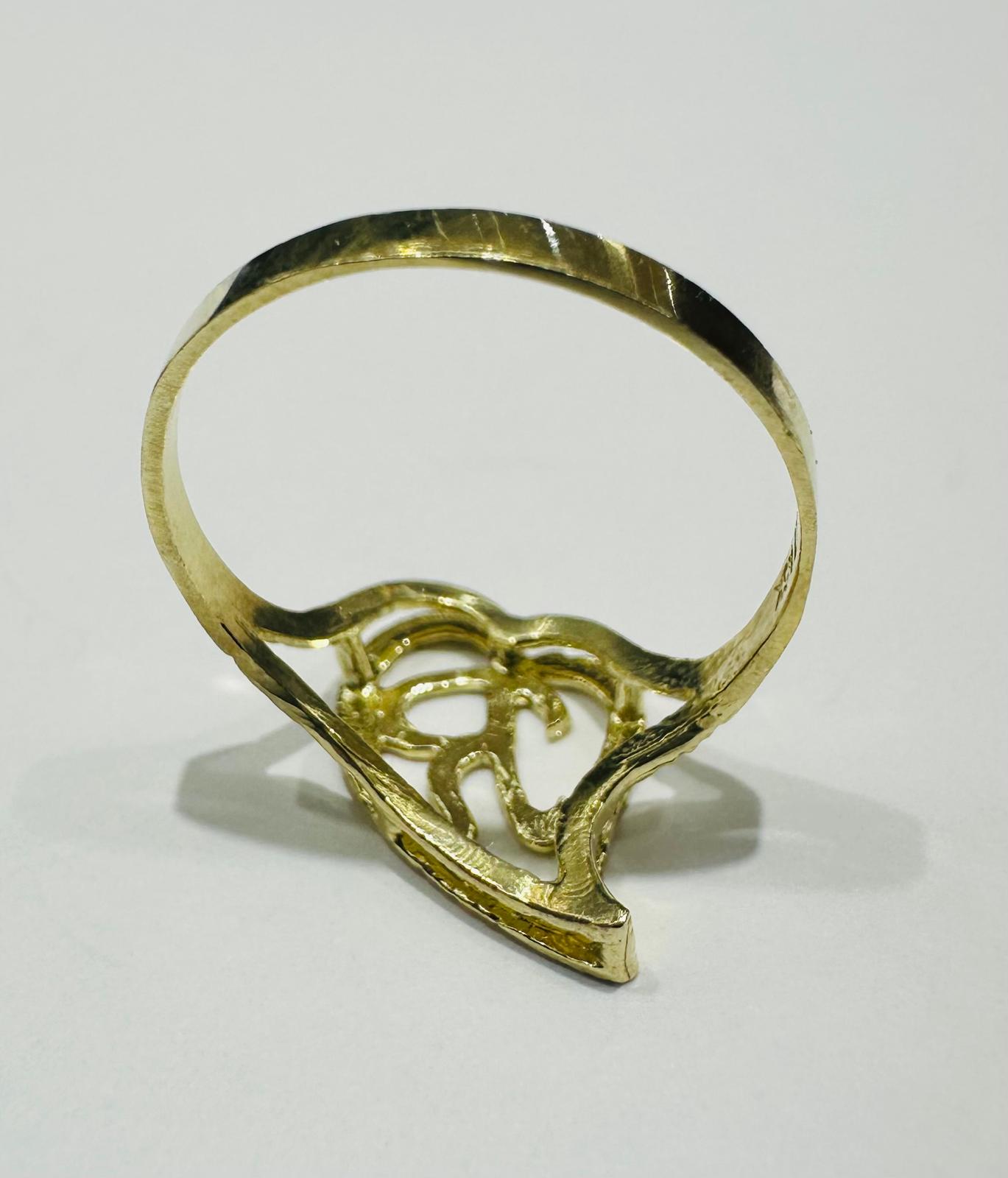 10K GOLD INITIAL LETTER "R" RING -WEIGHT: 1.2gm