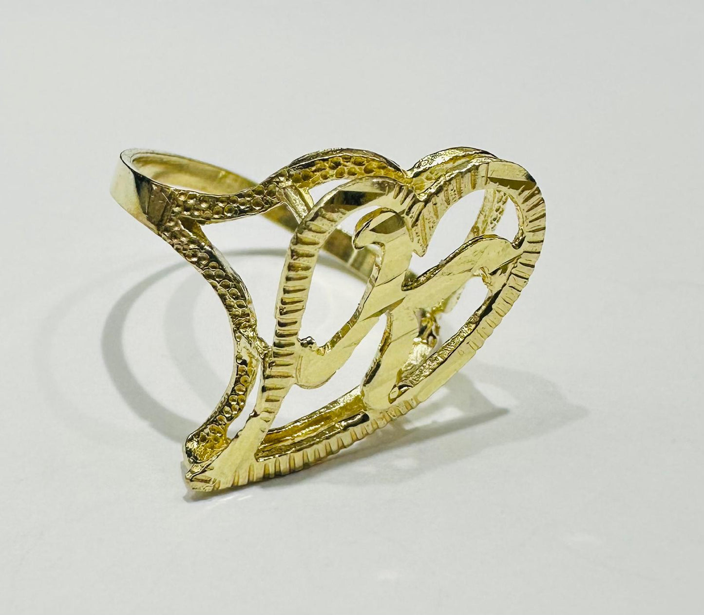 10K GOLD INITIAL LETTER "K" RING -WEIGHT: 1.7gm