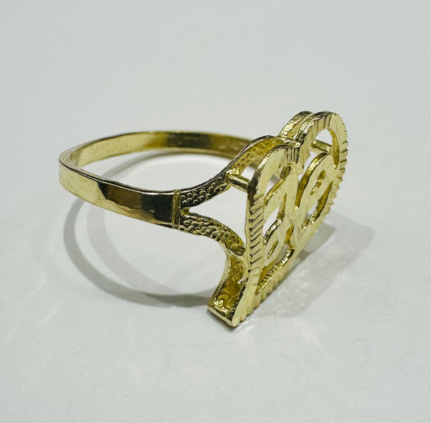 10K GOLD INITIAL LETTER "H" RING -WEIGHT: 1.5gm