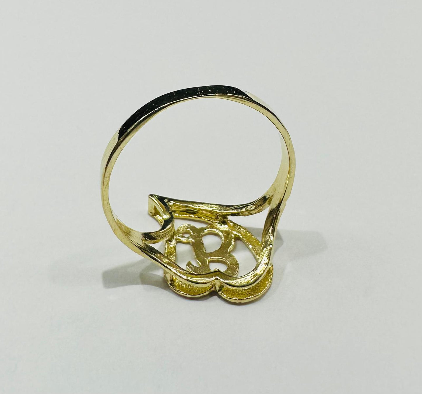 10K GOLD INITIAL LETTER "B" RING -WEIGHT: 1.4gm