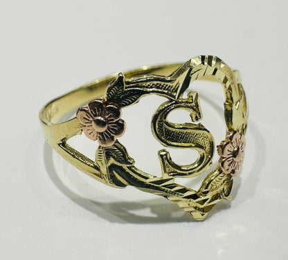 10K GOLD TWO TONED INITIAL LETTER "S" RING -WEIGHT: 1.6gm