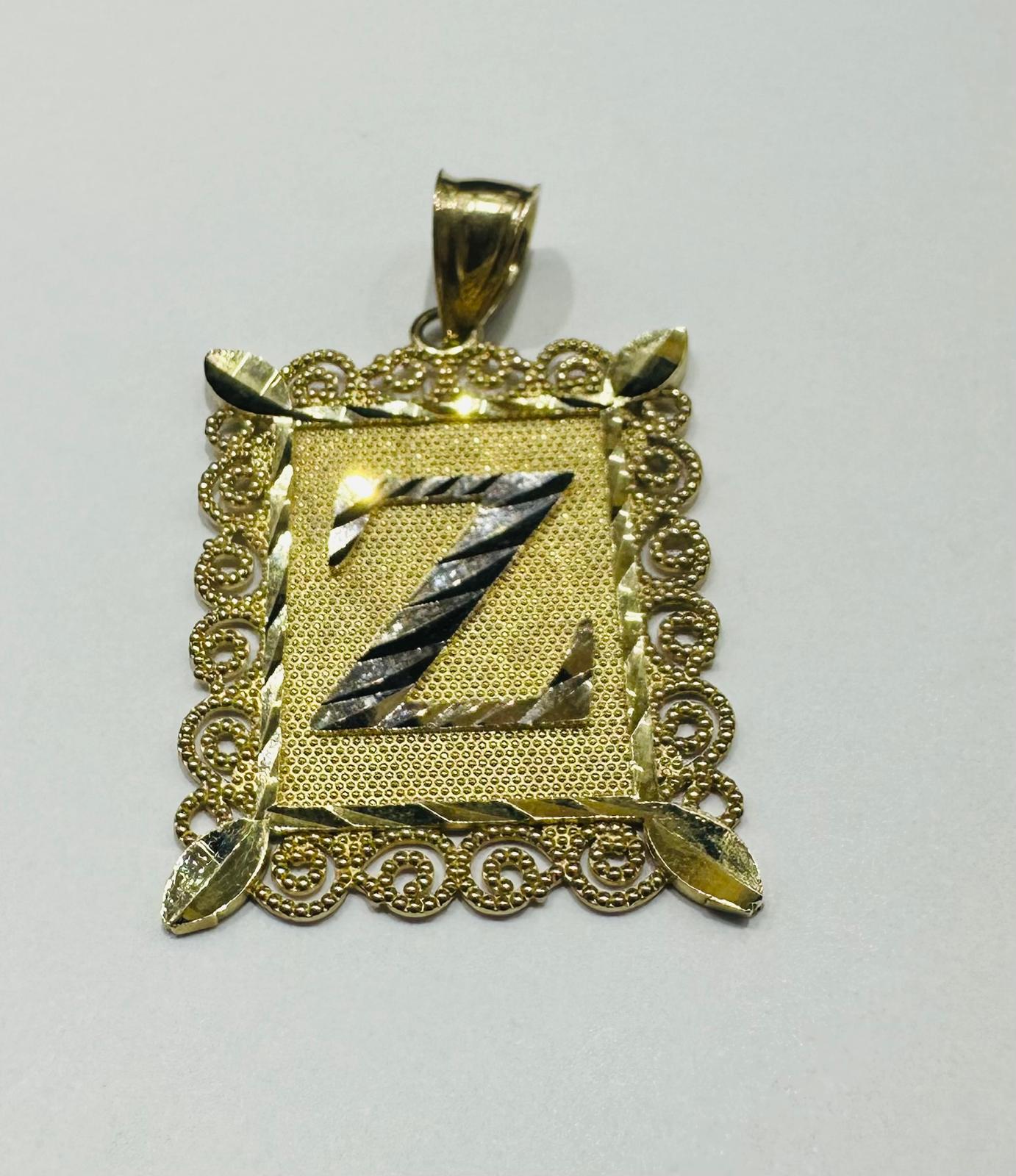 10K GOLD TWO TONED INITIAL LETTER "Z" PENDANT -WEIGHT: 2.9gm
