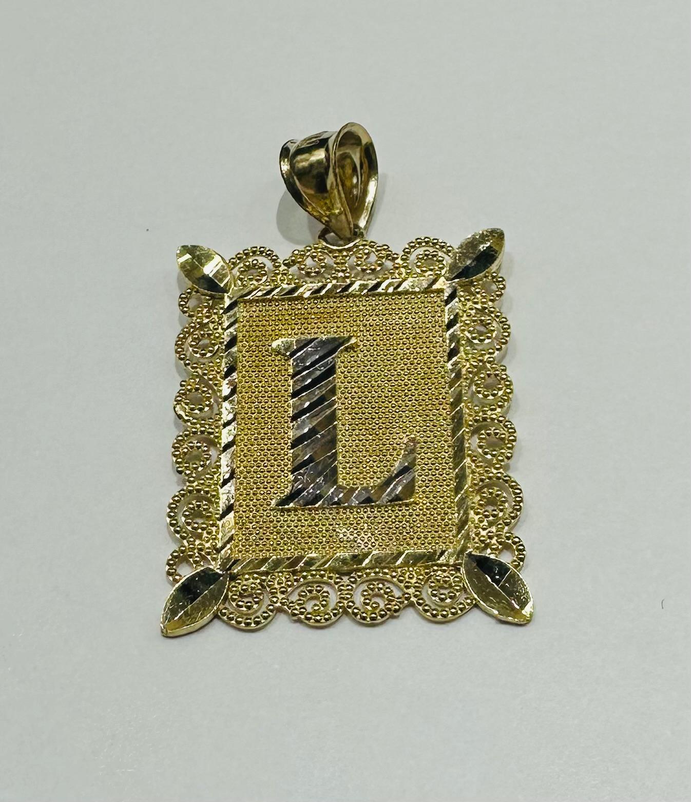 10K GOLD TWO TONED INITIAL LETTER "L" PENDANT -WEIGHT: 2.9gm