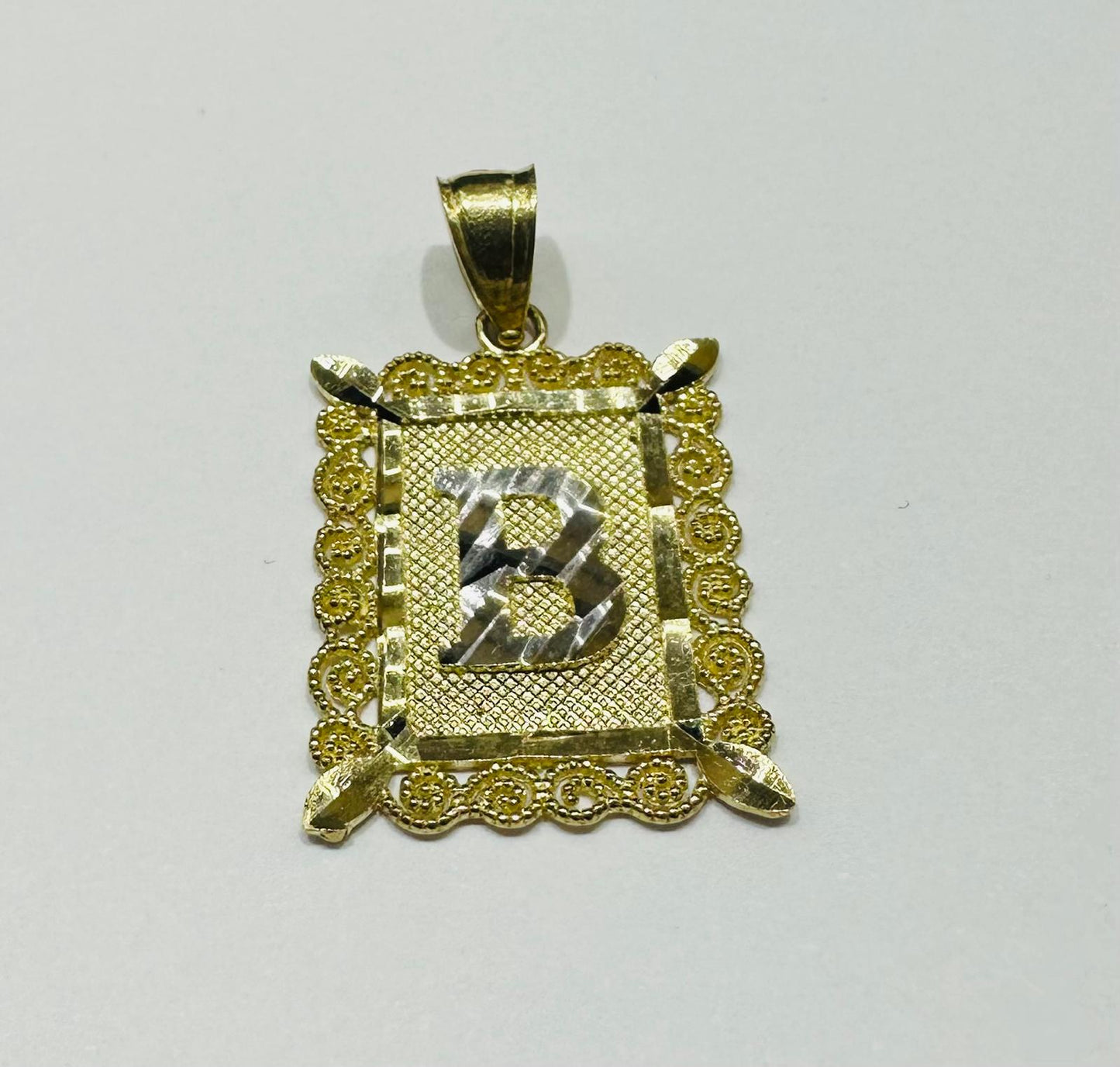 10K GOLD TWO TONED INITIAL LETTER "B" PENDANT- Weight: 1.6gm