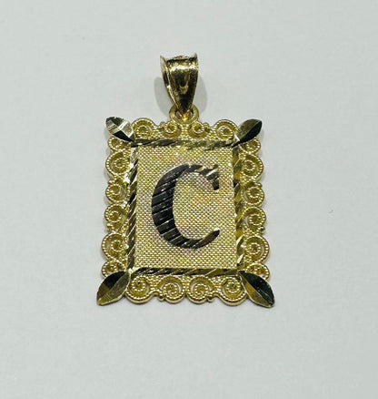10K GOLD TWO TONED INITIAL LETTER "C" PENDANT - WEIGHT: 1.7gm