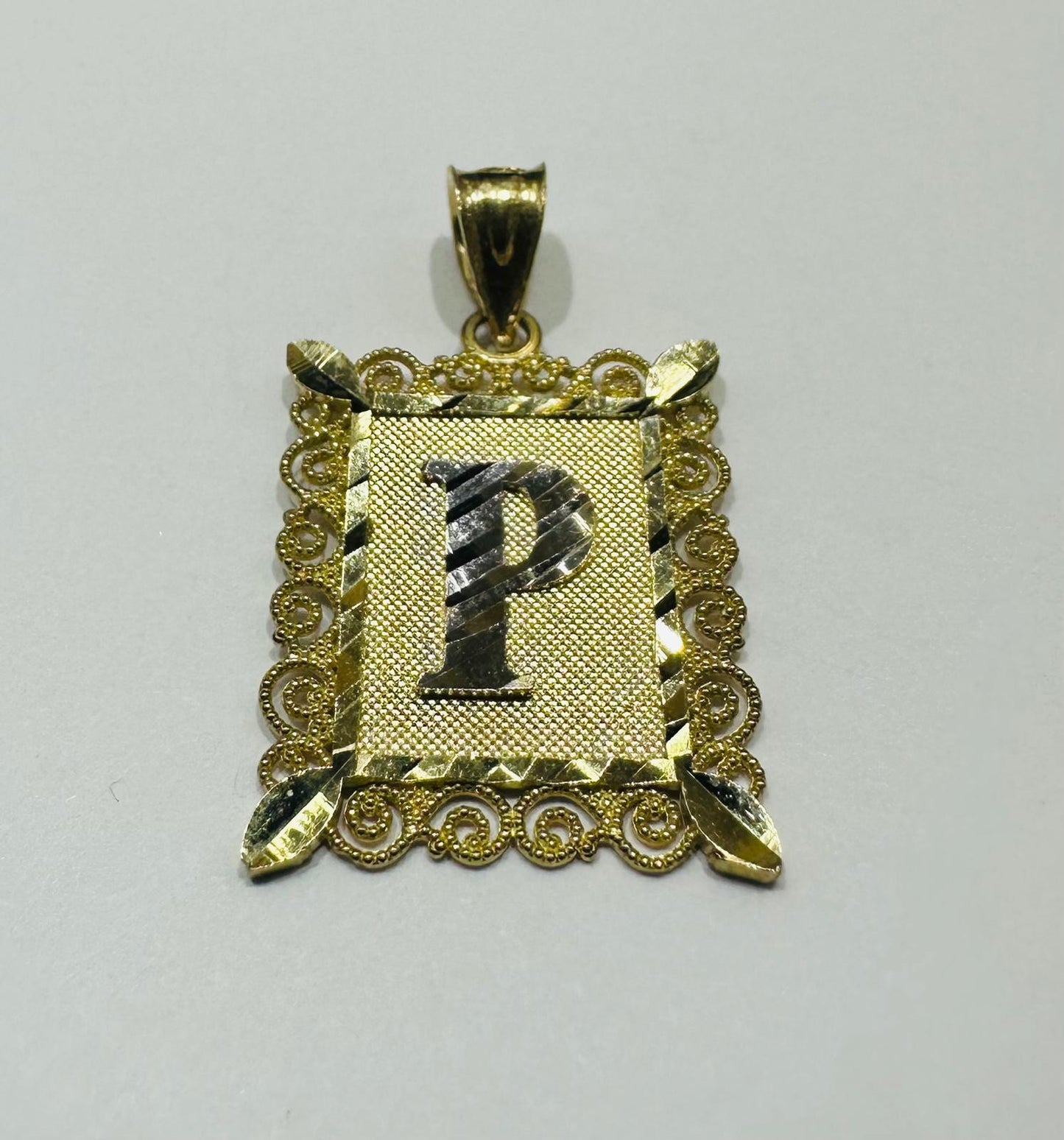10K GOLD TWO TONED INITIAL LETTER "P" PENDANT