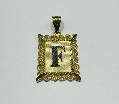 10K GOLD TWO TONED INITIAL LETTER "F" PENDANT - WEIGHT: 1.7gm