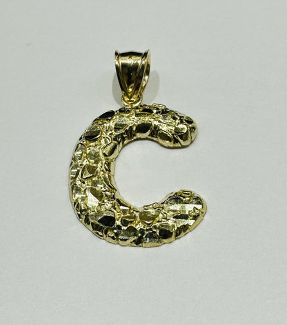10K GOLD INITIAL LETTER "C" NUGGET PENDANT- WEIGHT: 1.6gm