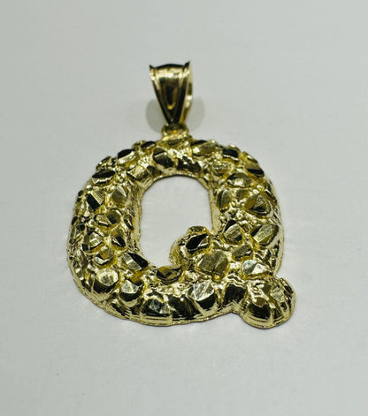 10K GOLD INITIAL LETTER "Q" NUGGET PENDANT- WEIGHT: 2.6gm