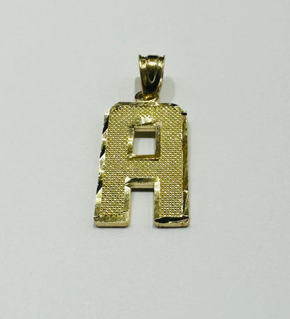 10K GOLD INITIAL LETTER "A" PENDANT