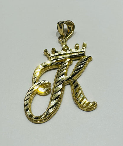 10K GOLD INITIAL LETTER "K" WITH A CROWN PENDANT- WEIGHT: 2.8gm