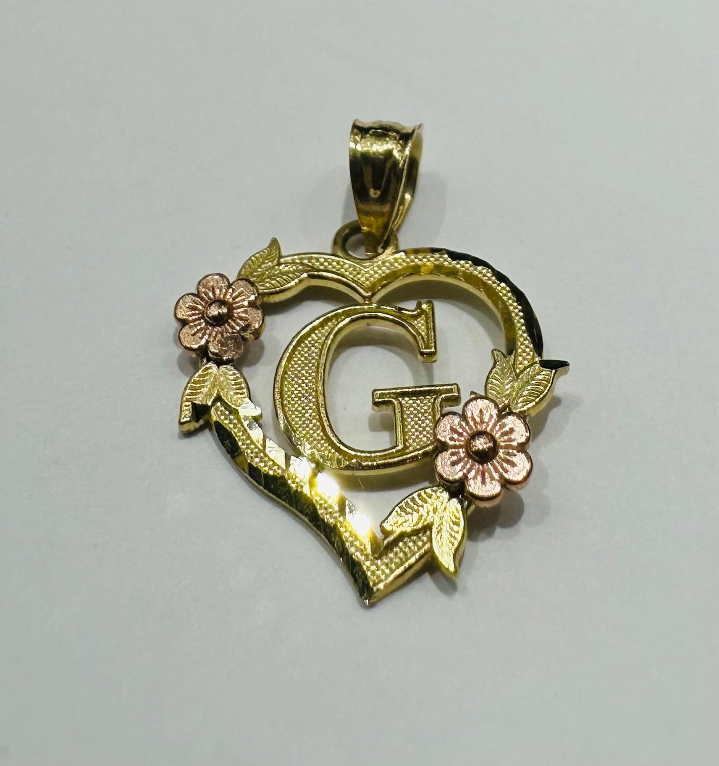 10K GOLD TWO TONED INITIAL LETTER "G" PENDANT