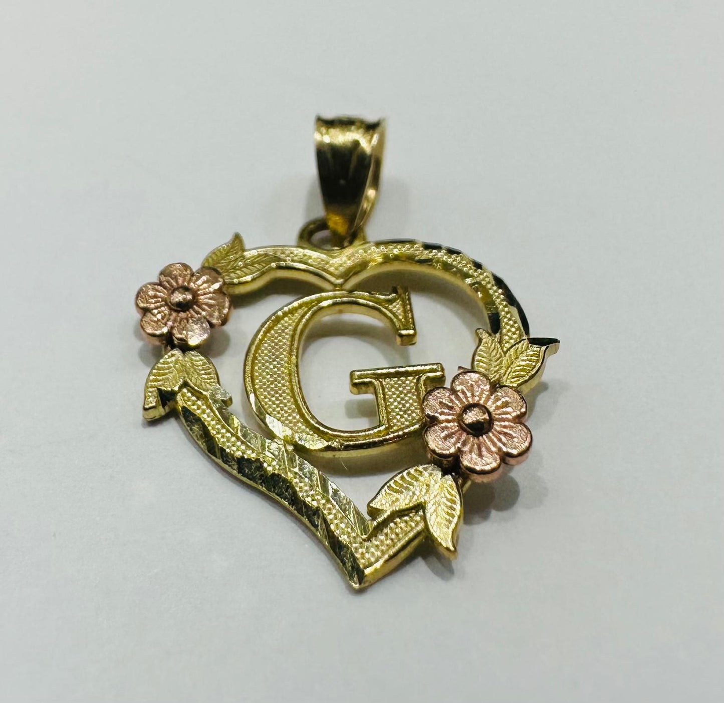 10K GOLD TWO TONED INITIAL LETTER "G" PENDANT