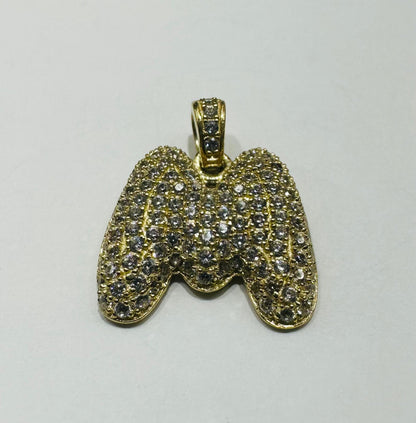 10K GOLD CZ STONE INITIAL LETTER "M" PENDANT - WEIGHT: 3.0gm