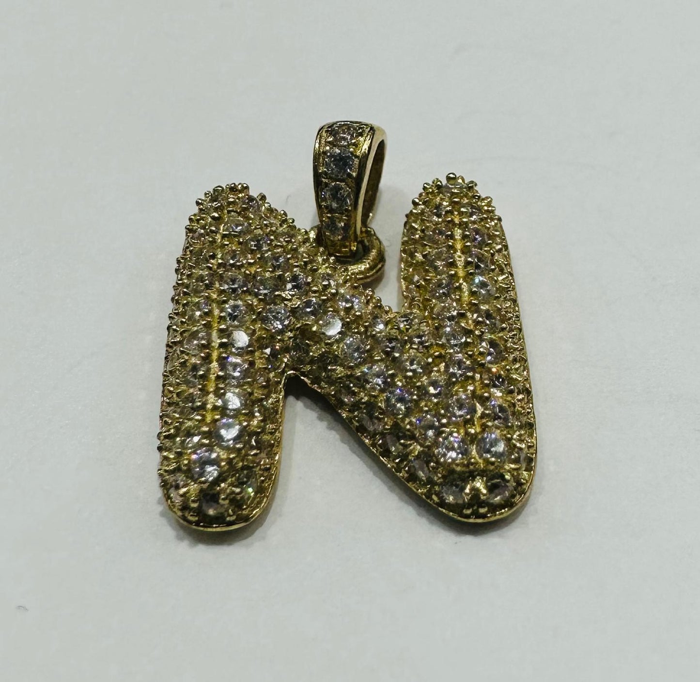 10K GOLD CZ STONE INITIAL LETTER "N" PENDANT - WEIGHT: 2.4gm