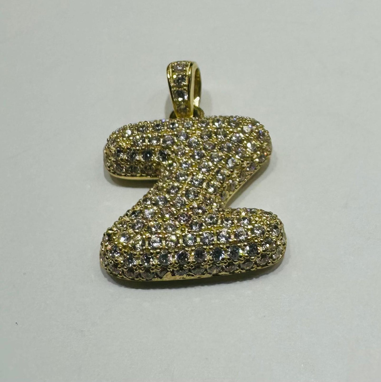 10K GOLD CZ STONE INITIAL LETTER "Z" PENDANT - WEIGHT: 3.1gm
