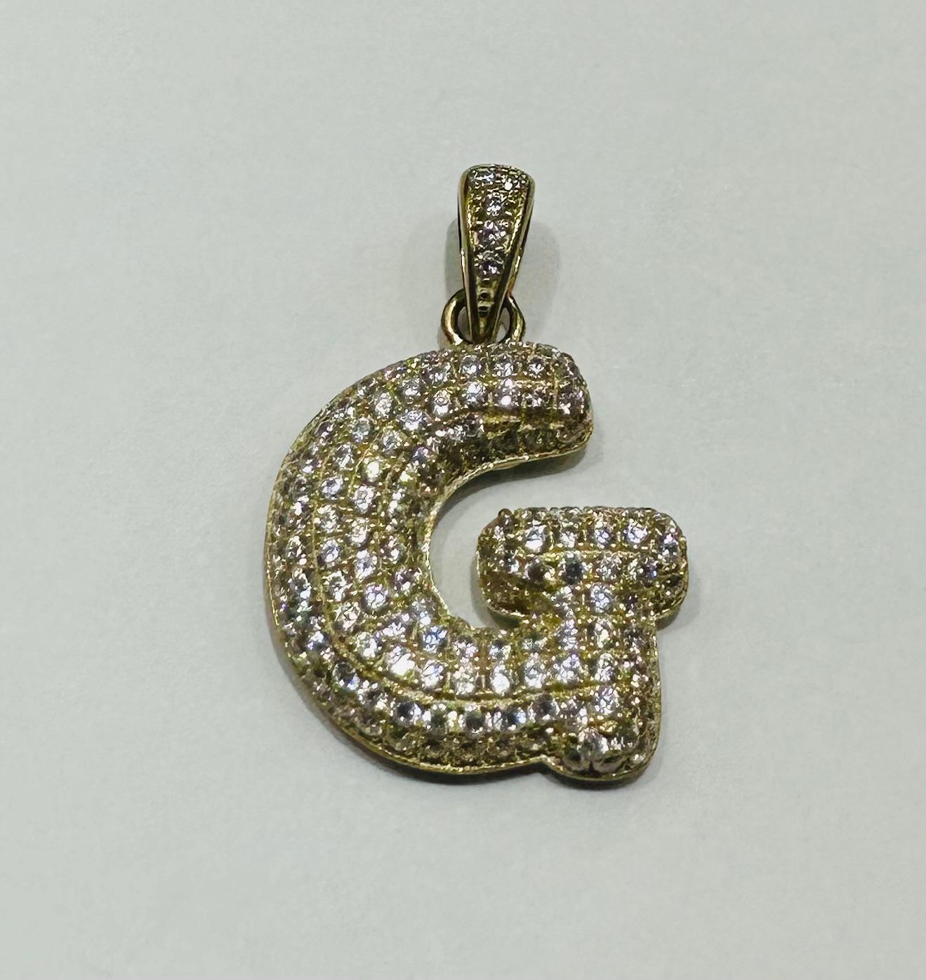 10K GOLD CZ STONE INITIAL LETTER "G" PENDANT - WEIGHT: 4.1gm