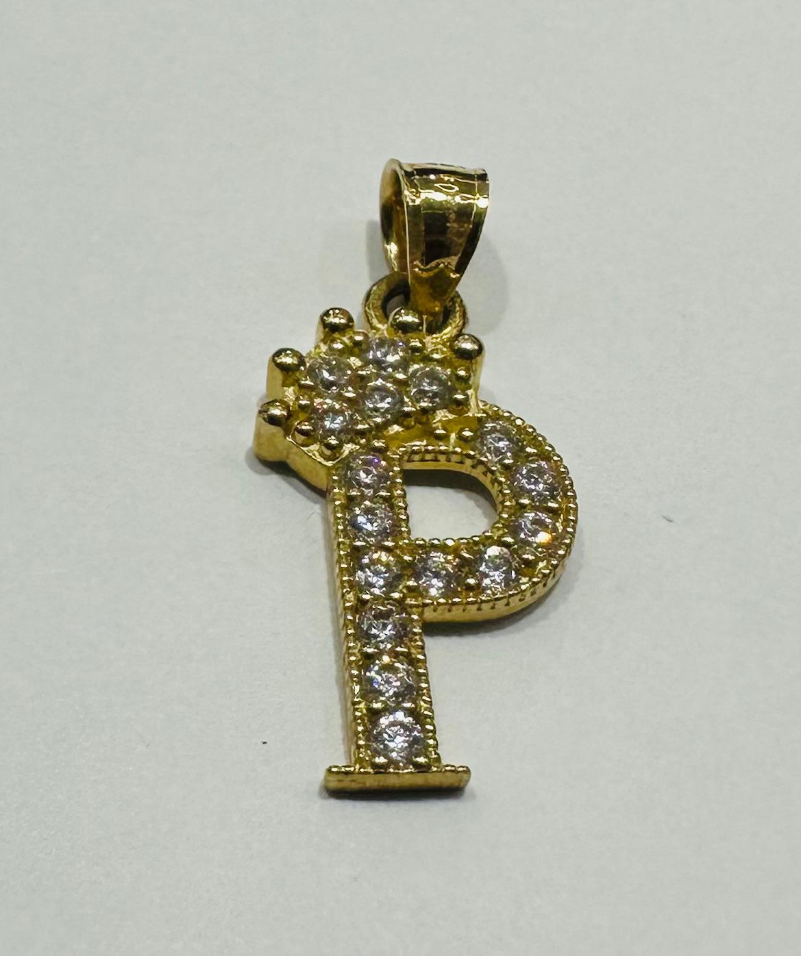 10K GOLD CZ STONE INITIAL LETTER "P" WITH A CROWN PENDANT